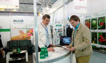 

                                                                                     https://maib.md/storage/media/2016/10/20/moldova-agroindbank-isi-prezinta-serviciile-si-produsele-la-expozitia-internationala-farmer/big-moldova-agroindbank-isi-prezinta-serviciile-si-produsele-la-expozitia-internationala-farmer.png
                                            
                                    
