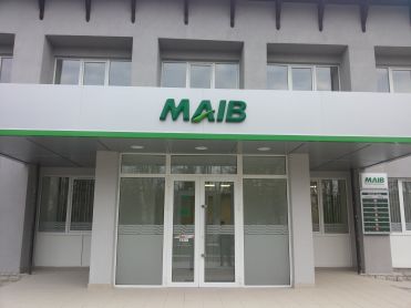 

                                                                                     https://maib.md/storage/media/2016/4/6/maib-a-transformat-filiala-briceni-intr-o-institutie-europeana/big-maib-a-transformat-filiala-briceni-intr-o-institutie-europeana.png
                                            
                                    