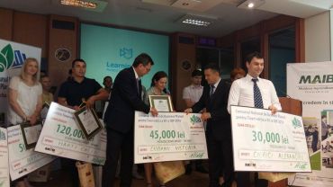 

                                                                                     https://maib.md/storage/media/2016/6/21/o-noua-editie-a-concursului-national-de-business-planuri-sustinuta-de-maib/big-o-noua-editie-a-concursului-national-de-business-planuri-sustinuta-de-maib.png
                                            
                                    