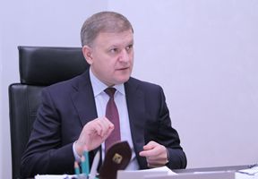 

                                                                                     https://maib.md/storage/media/2016/7/12/devenind-transparent-la-100-maib-implementeaza-cele-mai-bune-practici-bancare-presedintele-bancii-serghei-cebotari/big-devenind-transparent-la-100-maib-implementeaza-cele-mai-bune-practici-bancare-presedintele-bancii-serghei-cebotari.png
                                            
                                    
