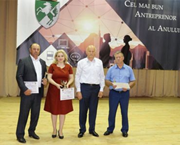 

                                                                                     https://maib.md/storage/media/2017/6/1/cel-mai-bun-antreprenor-al-anului-2016-din-or-falesti/big-cel-mai-bun-antreprenor-al-anului-2016-din-or-falesti.png
                                            
                                    