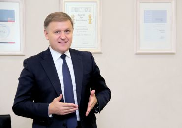 

                                                                                     https://maib.md/storage/media/2022/03/16//big-image_1647423268_PBjBVCb3nt.png
                                            
                                    